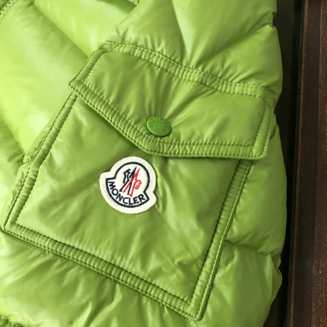 Moncler/ #MAYA Same Style Classic # ！ ， Moncler 。 Classic ， 、 ， 8 ，Maya Moncler ， 。 ， ， 。 ➖NFC ➖ nylon 。 ➖ ， Authentic Quality Size：Classic （ 1-6）Pink（0-3）White（1-5）Gray（1-5） （1-5） （1-6） （1-6）